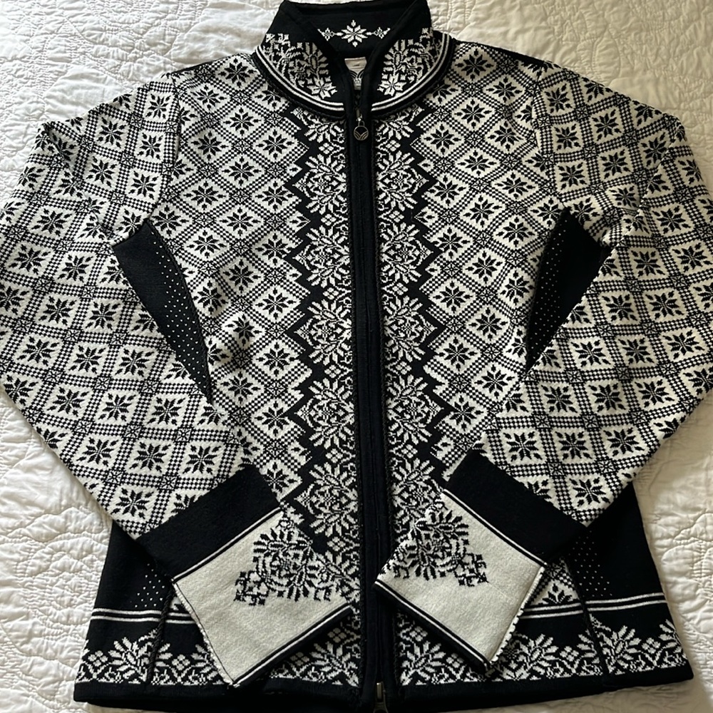 Dale of Norway large sweater